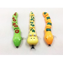 Serpientes (Plástico a cuerda)